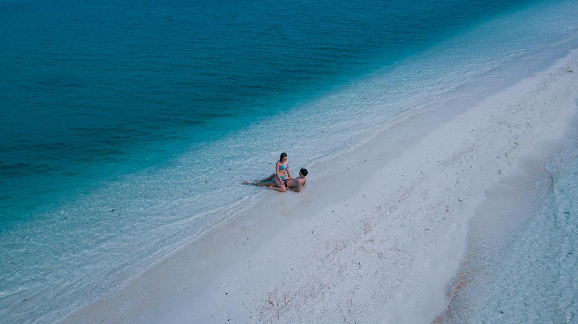 Tranquila Beach Hotel Rasdhoo Ngoại thất bức ảnh