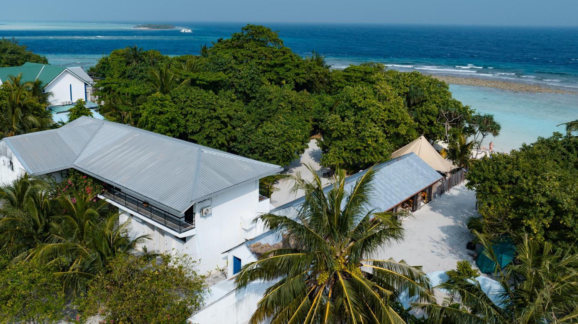Tranquila Beach Hotel Rasdhoo Ngoại thất bức ảnh