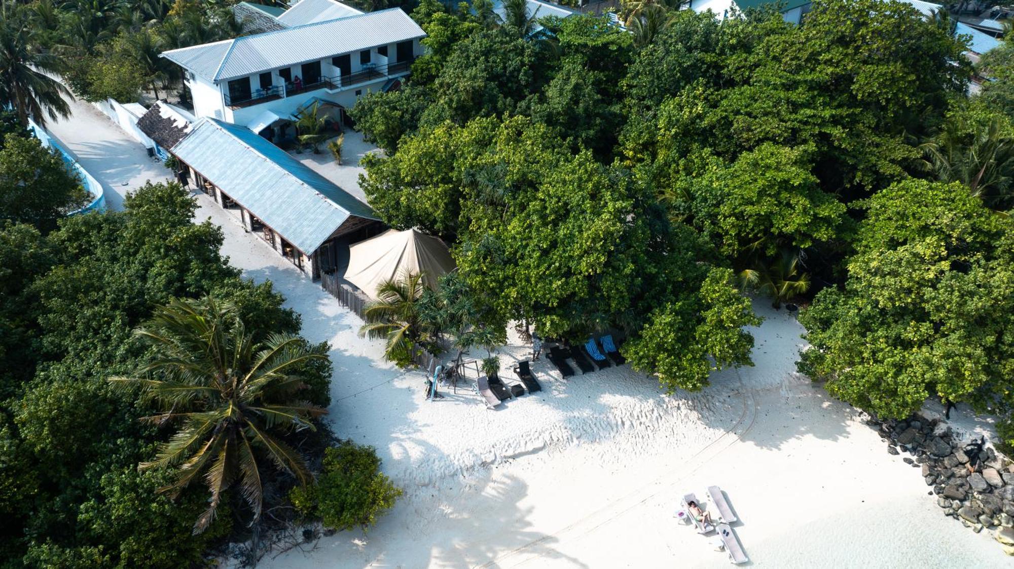 Tranquila Beach Hotel Rasdhoo Ngoại thất bức ảnh