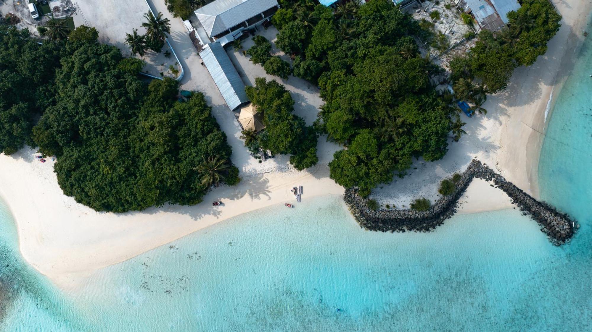 Tranquila Beach Hotel Rasdhoo Ngoại thất bức ảnh