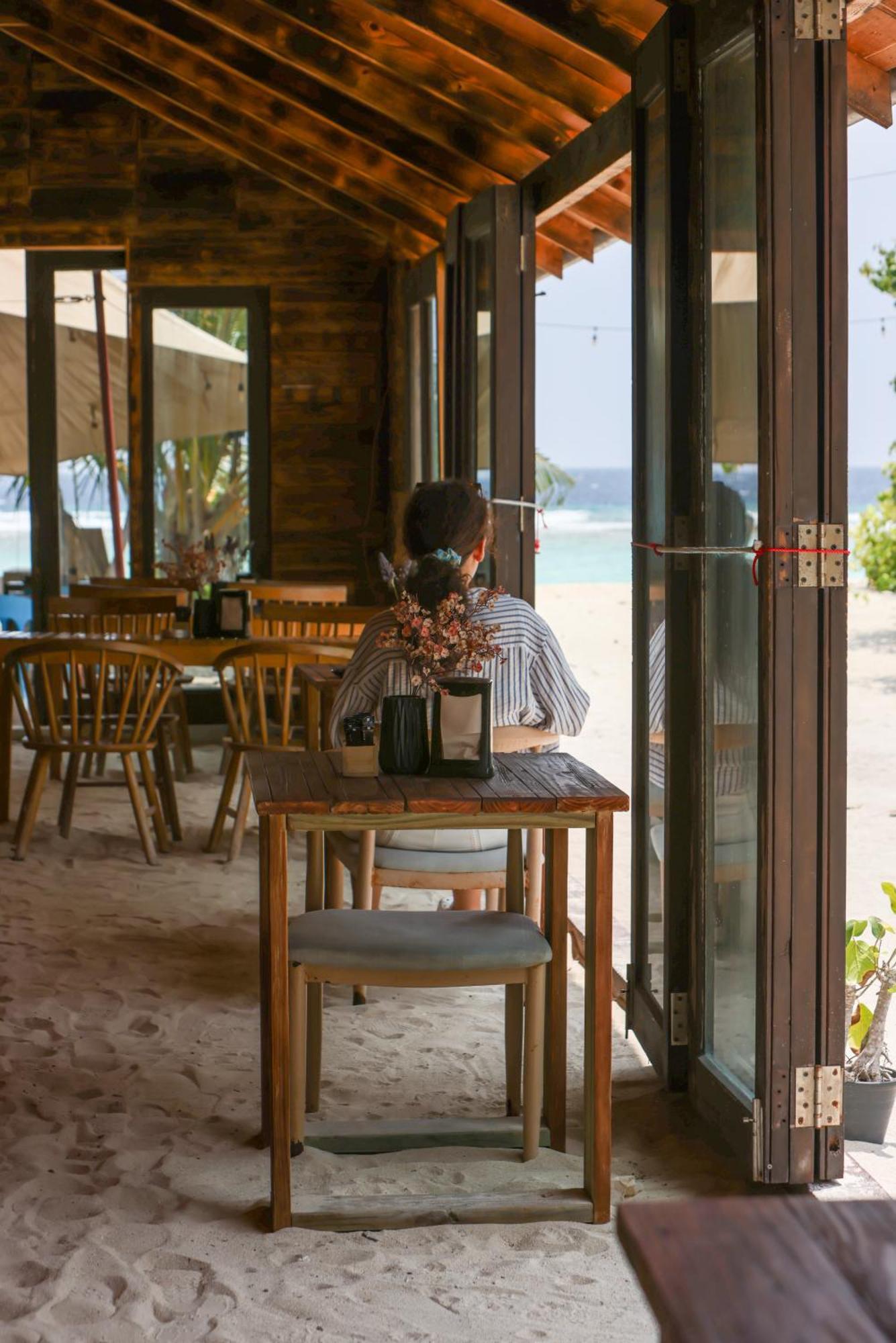 Tranquila Beach Hotel Rasdhoo Ngoại thất bức ảnh